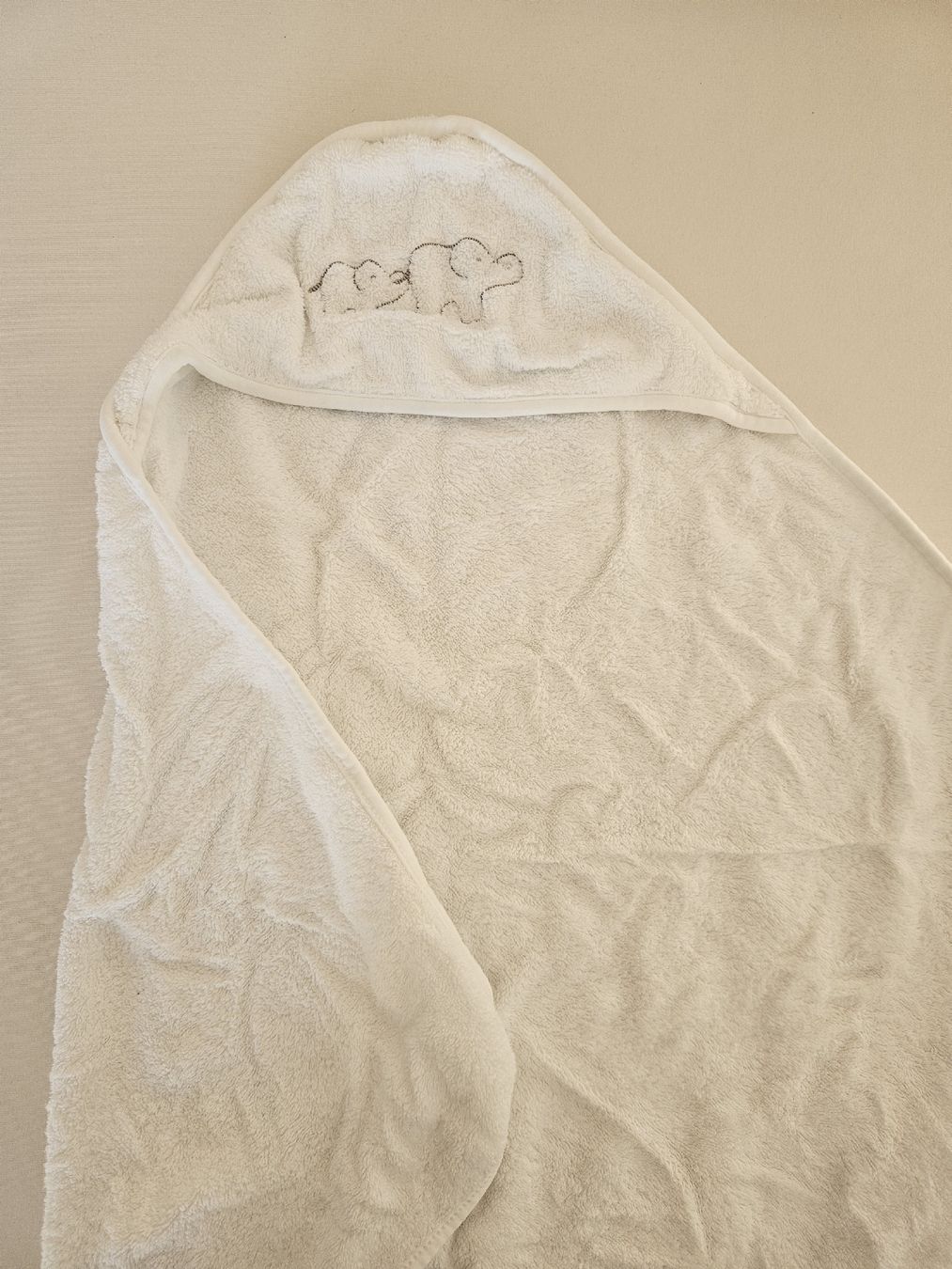 Teli da bagno: New Born: Süsses Babybadetuch – Usato da Zürich venduto da Lejahan77