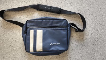 Vaude Umhängetasche L - fast neu