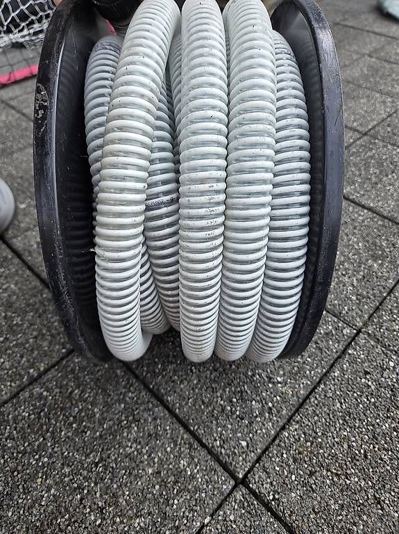 Tubi & Tubi flessibili: Spiralschlauch 25mm 12m – Usato da Kaltbrunn venduto da Resli 2