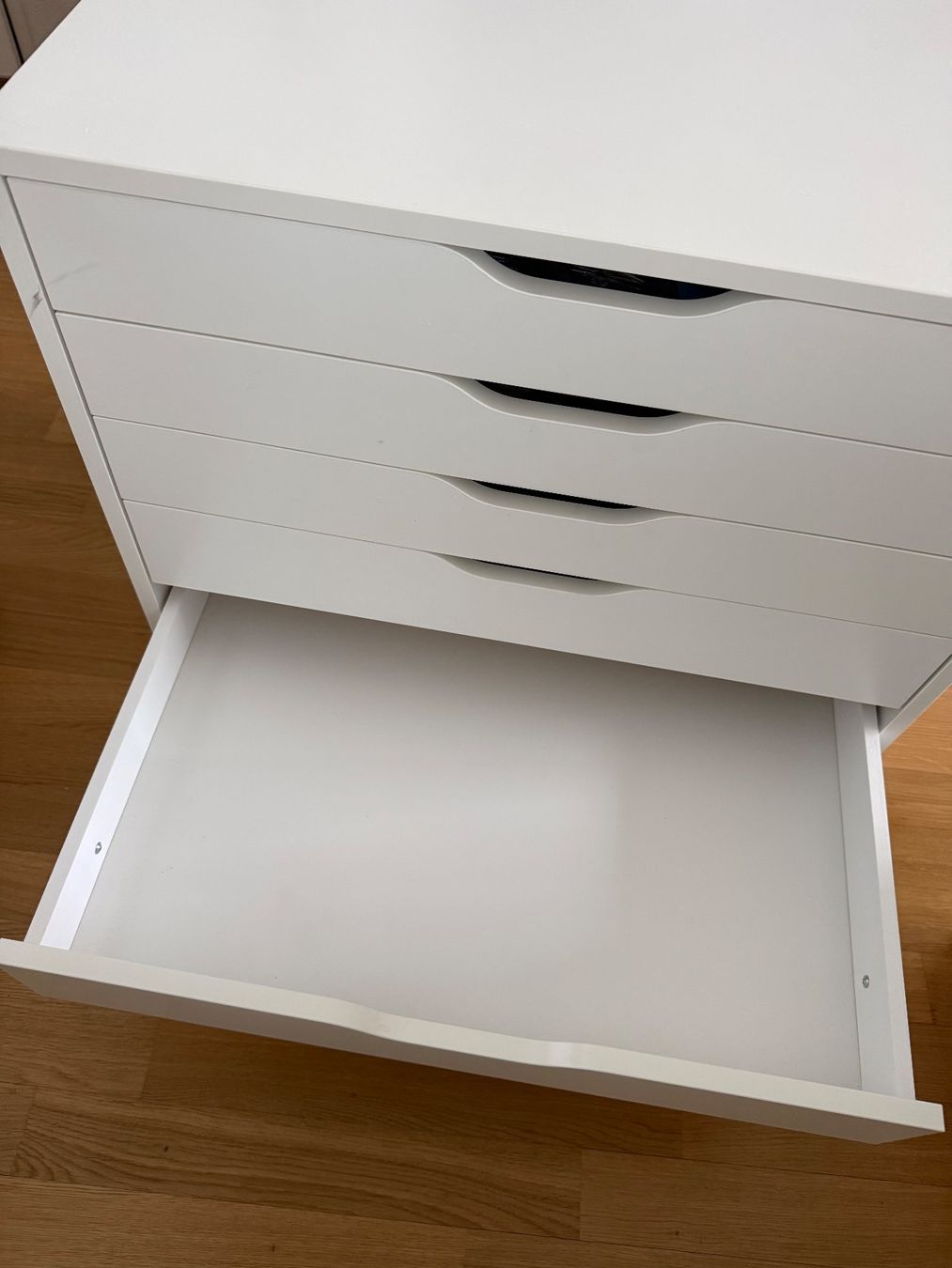 Ikea Eléments de bureau: Schubladenkomode IKEA Alex weiss mit Rollen gebraucht – D'occasion à Tägerwilen par ron_zzr5 1