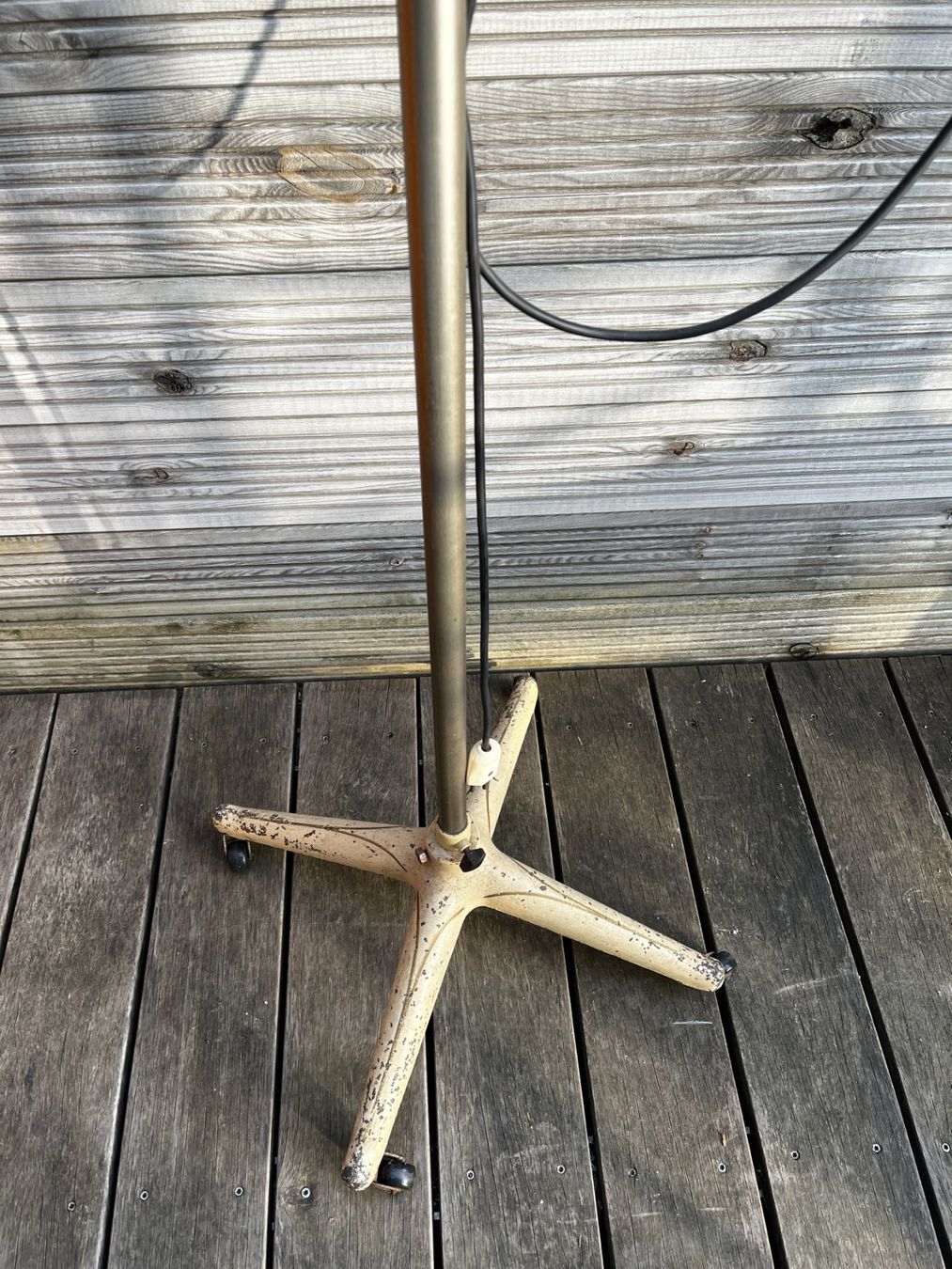 Lampade: Antike Quarzlampe Original Hanau – Usato da Feuerthalen venduto da danielspycher 3