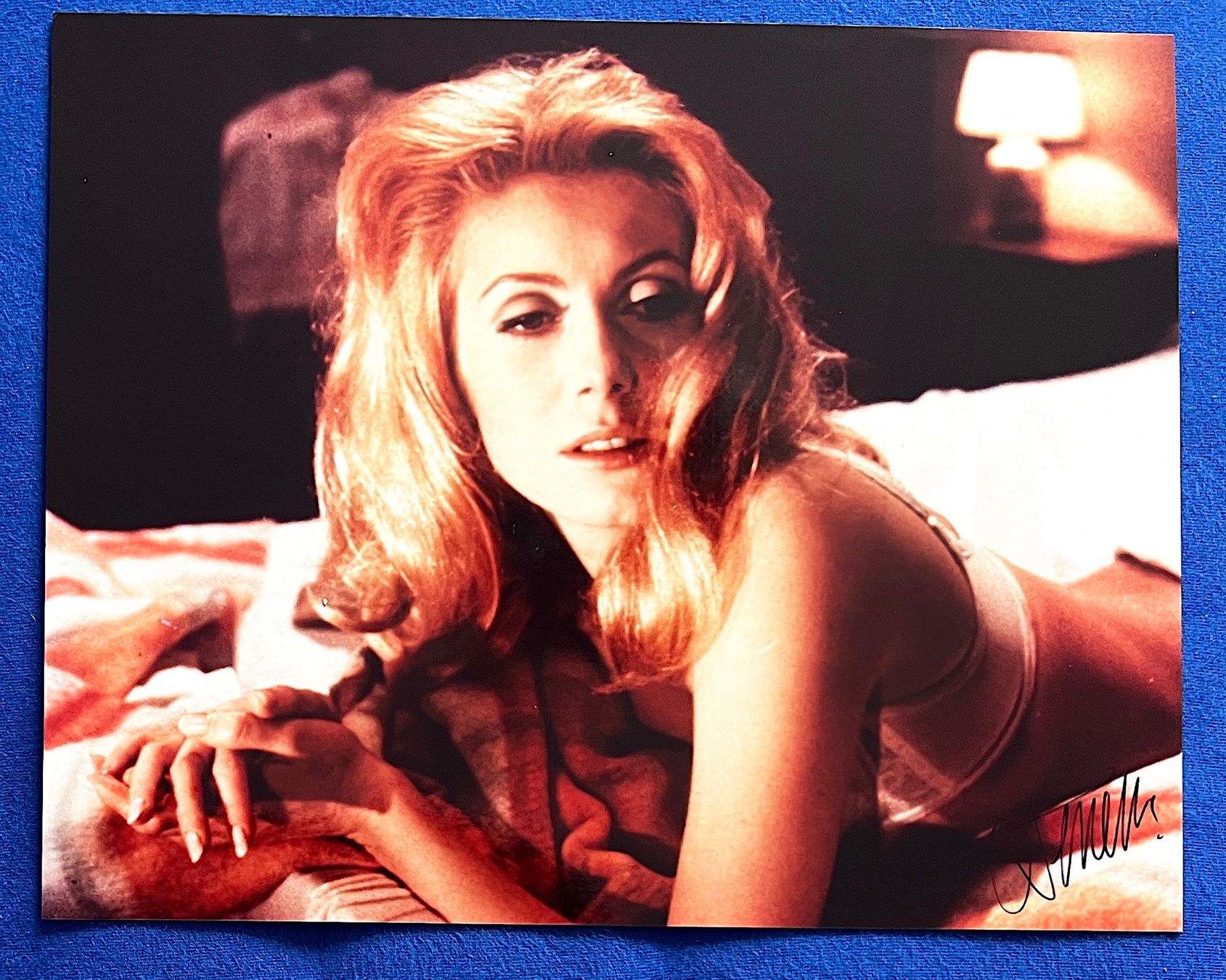 Autografi: Catherine Deneuve  Original Autogramm 20x25 plus COA! – Nuovo (secondo la descrizione) da Solothurn venduto da StarsInYourHome