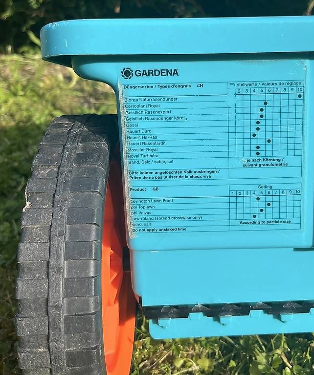 Altro in Utensili da giardino: Streuwagen von GARDENA – Usato da Zürich venduto da kangi25 4