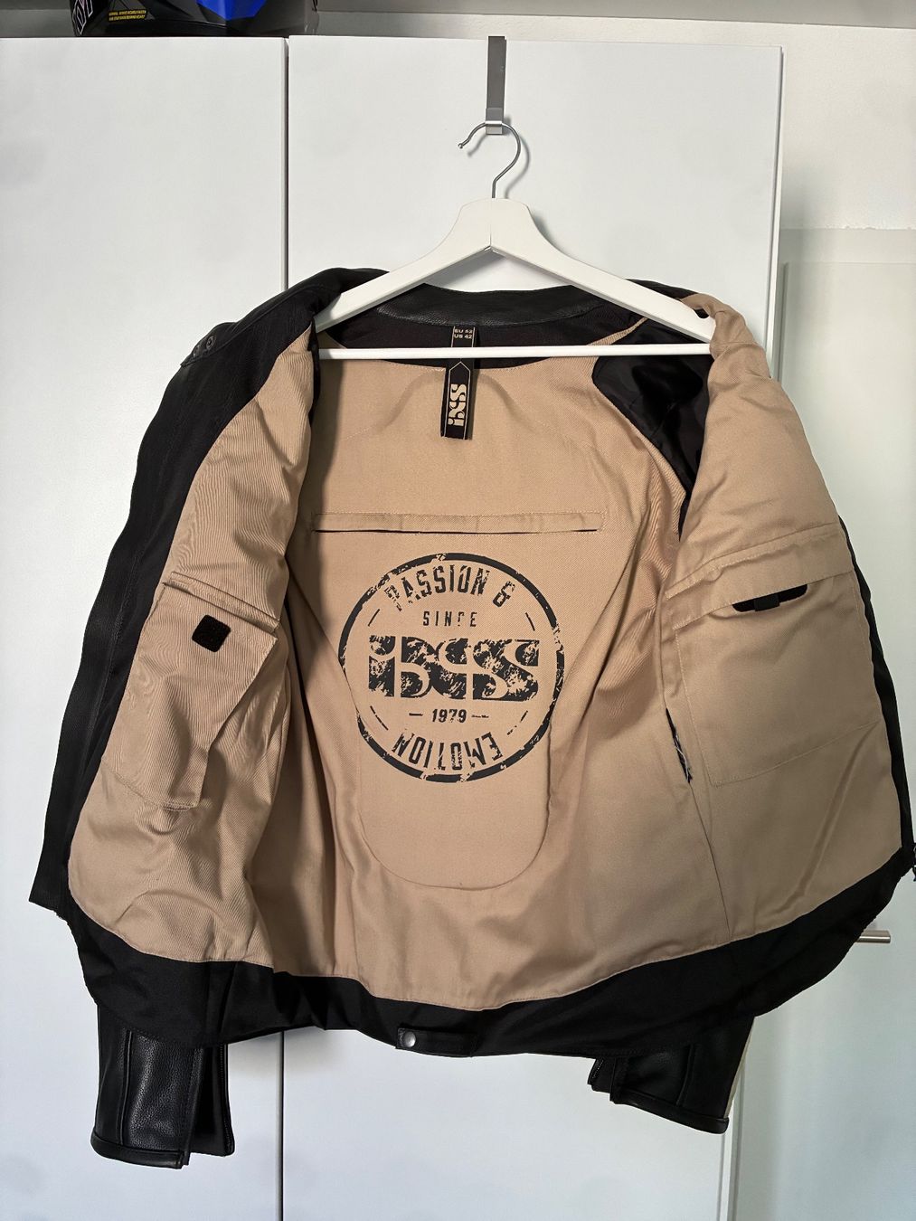 IXS Jacken: IXS Classic LD Stripe Lederjacke – Gebraucht aus Luzern von hed_g2rq 2