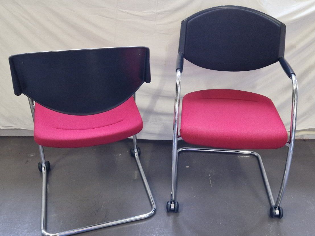 Stühle: 6 Stuhl Freischwinger, Rot & Schwarz, mit Armlehne – Gebraucht aus Niederbipp von Trude04 1