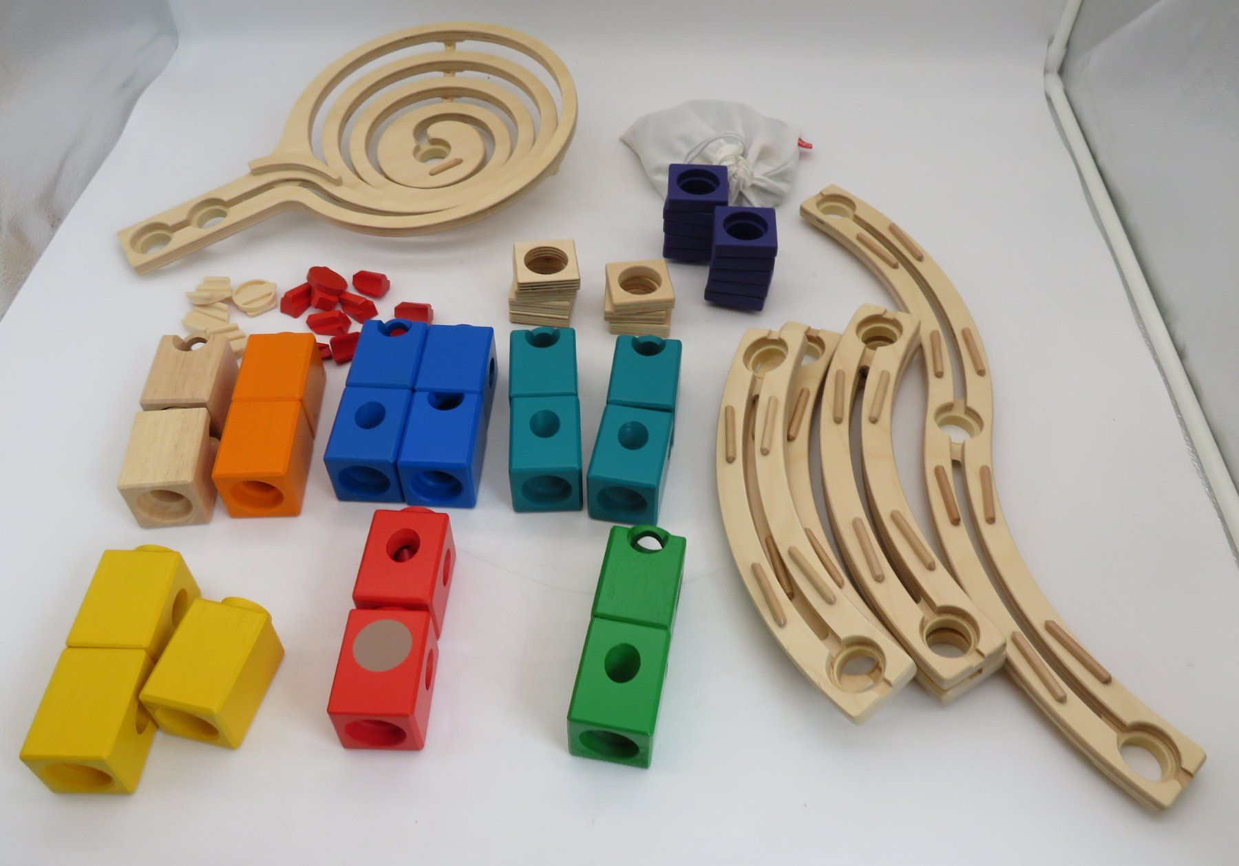 Hape Giocattoli: HAPE Murmelbahn Whirlpool – Usato da Reinach BL venduto da WBZ-Flohmarkt 5