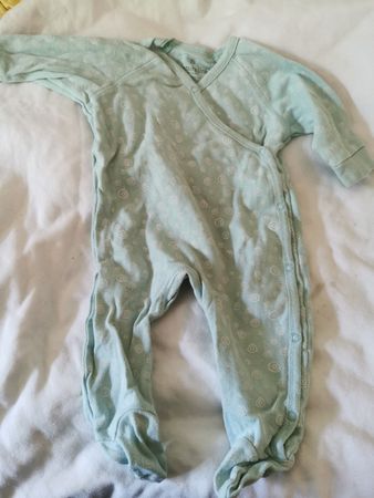 Strampler Baby mint Grösse 50