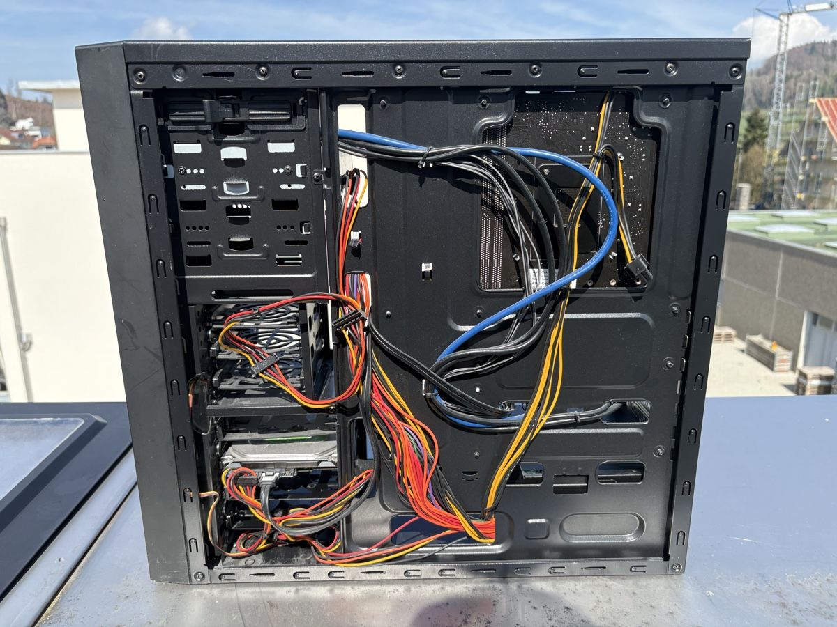 Asus PC: Gaming PC mit 2TB SSD. – Usato da Rickenbach LU venduto da lino_huber 2