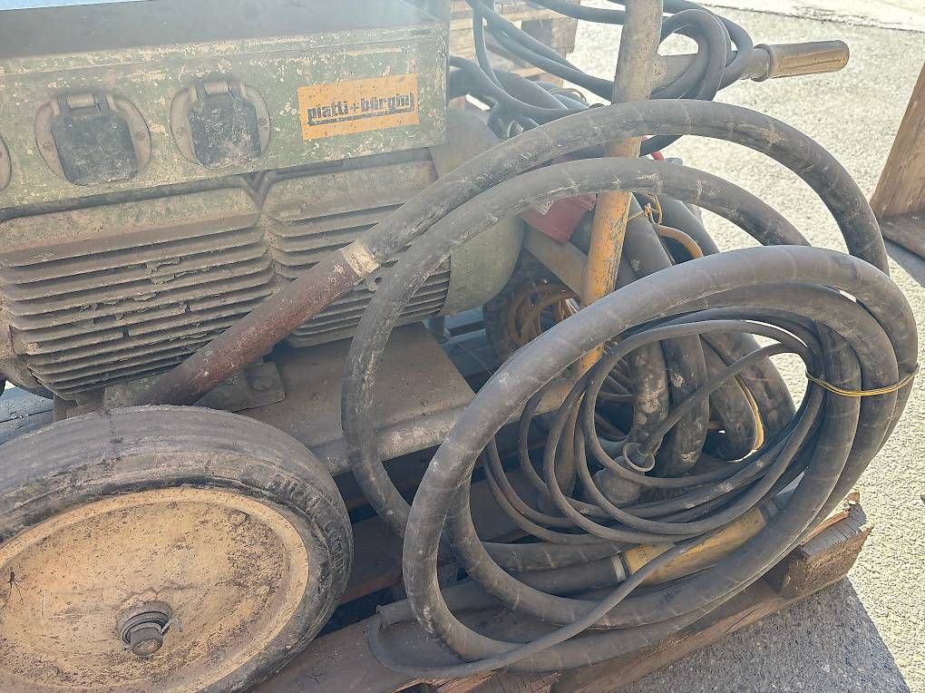 Toutes les machines: Umformer Vibriernadel Betonvibriernadel – D'occasion à Kirchdorf AG par Heinz_Birchmeier 4