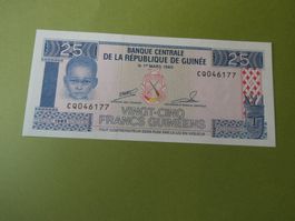 Guinea 1960, 25 Francs - ungefaltet