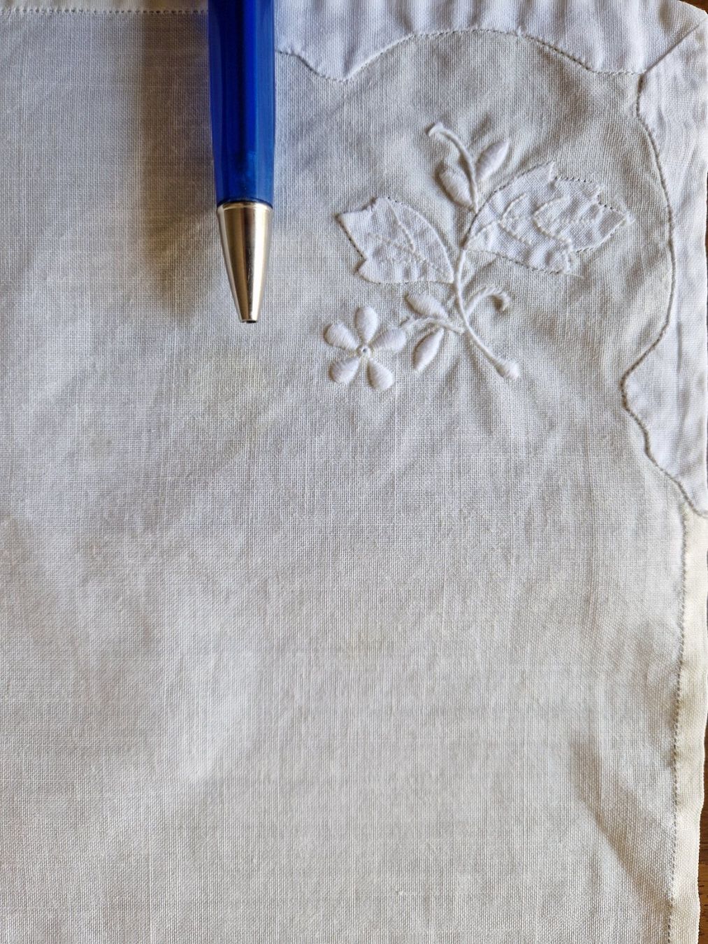 Altra biancheria da tavola: Tischdecke mit 12 Servietten / Oval – Usato da Bern venduto da Antikbatik 8