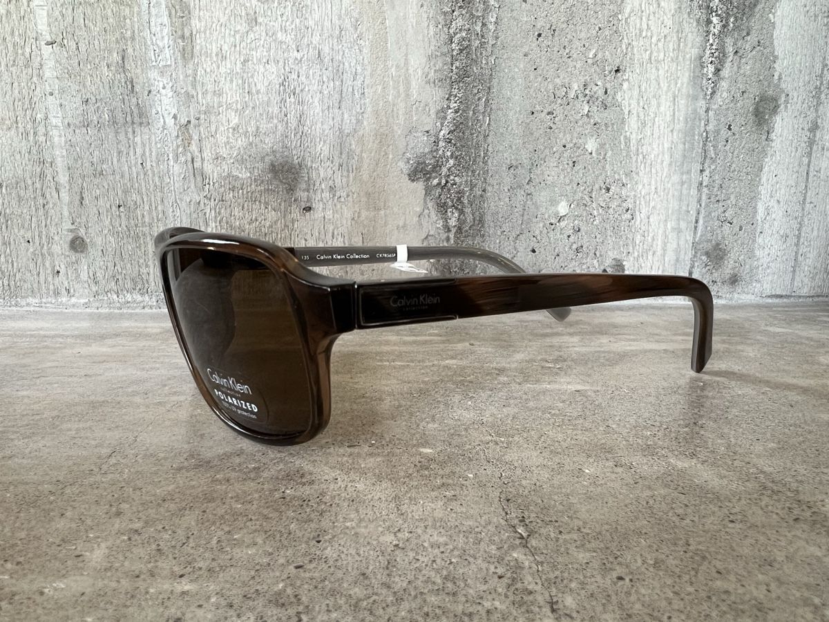 Calvin Klein Occhiali & Lenti: Ungetragene Calvin Klein Sonnenbrille Brille – Nuovo (secondo la descrizione) da Eglisau venduto da yd55 1
