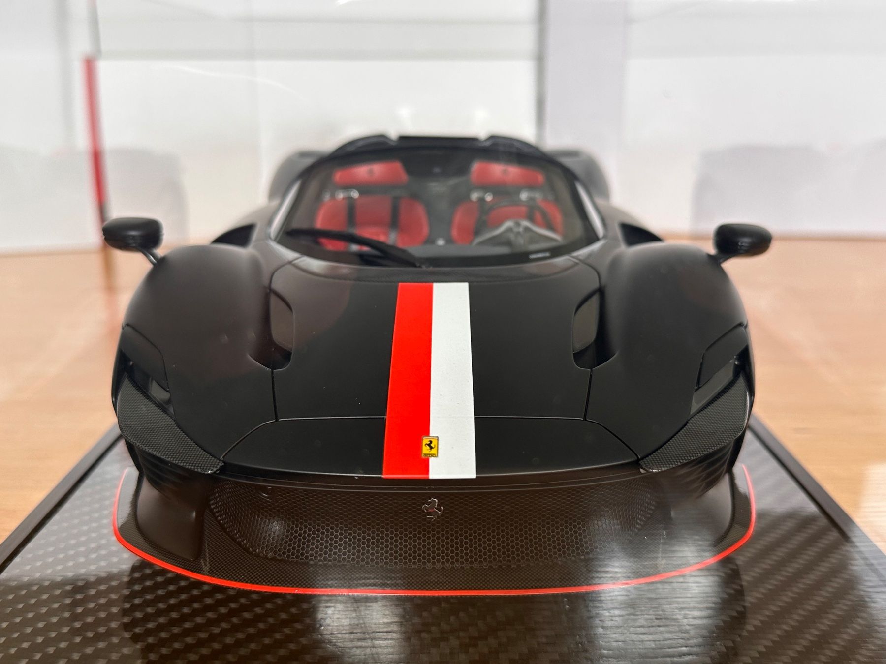 BBR Models Modellini d'auto: Ferrari  Daytona SP3 1/12 schwarz – Nuovo e nell'imballaggio originale da Stein AR venduto da Krabbe2 6