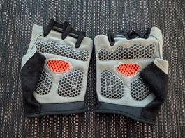 Neue Fahrradhandschuhe Grösse L