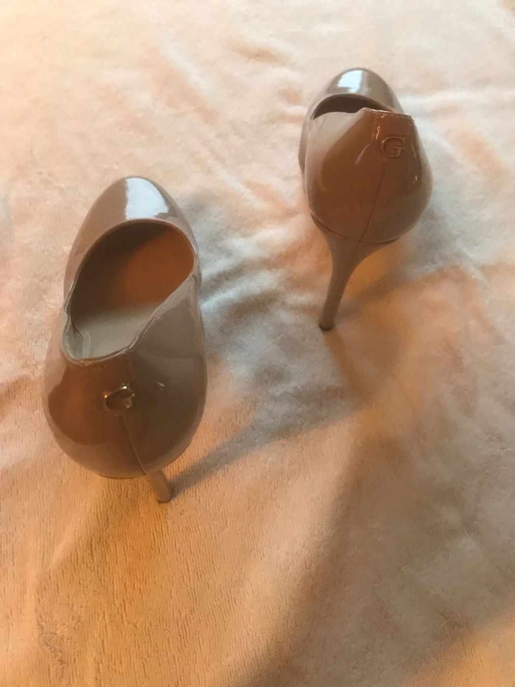 Guess Scarpe da donna: GUESS Damenschuhe – Usato da Zürich venduto da pie_9tng 4
