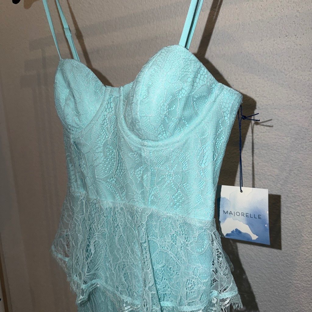 Vestiti: Kleid Majorelle hellblau Grösse S neu – Nuovo (secondo la descrizione) da Arth venduto da cod_f8r9 1