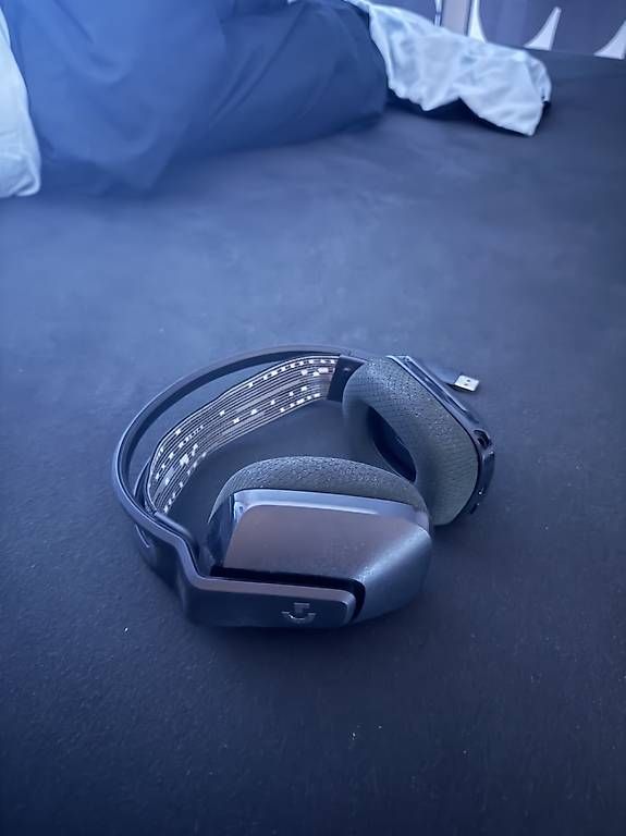 Cuffie: Logitech G733 Lightspeed RGB – Usato da Lausen venduto da lucien.7_ 1