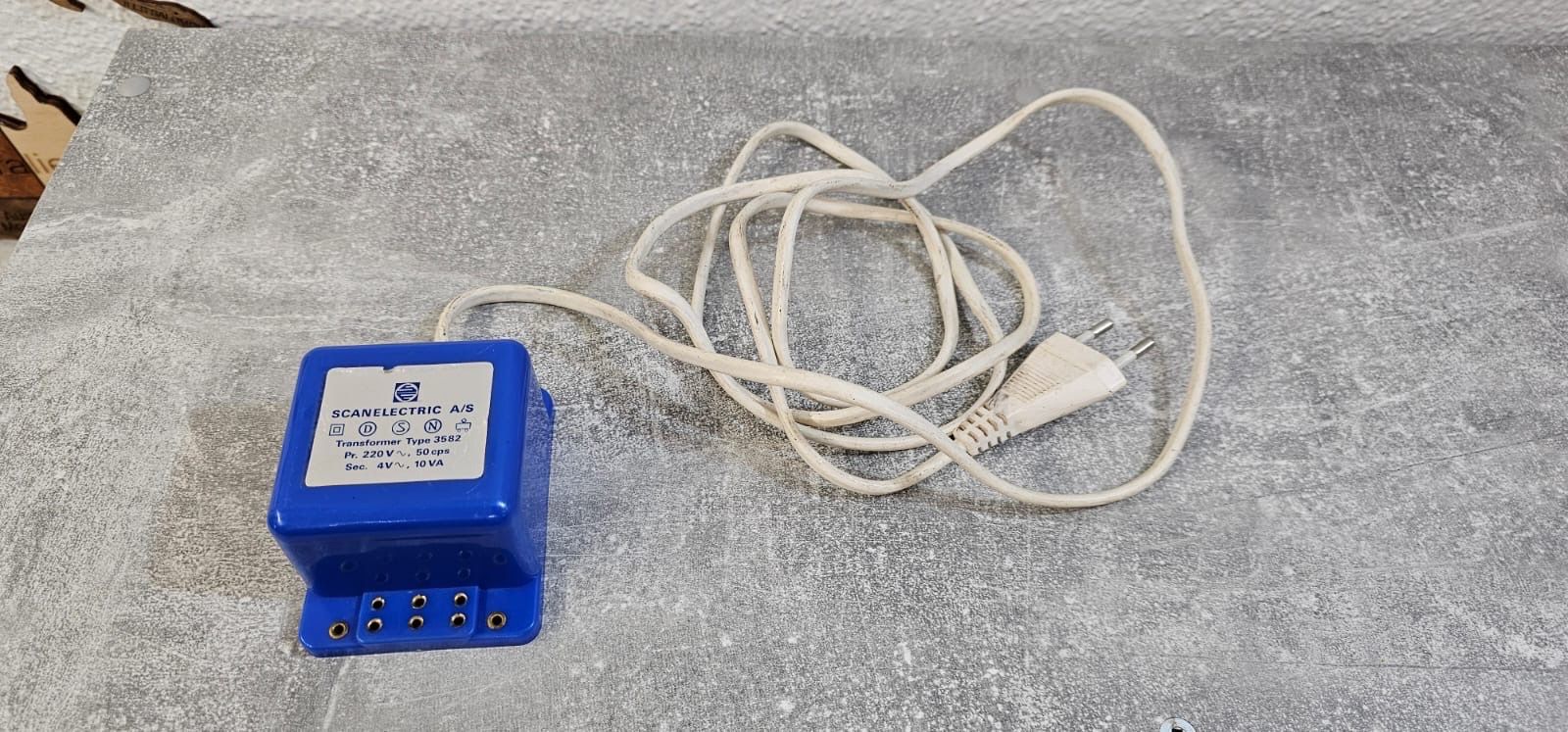 Modellini di ferrovie: Scanelectric A/S Transformer Typ 3582 10VA AC – Usato da Schlieren venduto da rat_lq6b