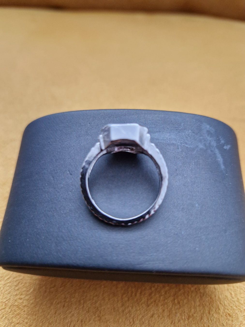 Anelli: Bague argentée avec pierre noire - Élégance discrète. – Nuovo (secondo la descrizione) da Bulle venduto da EdelweissandRoses 3