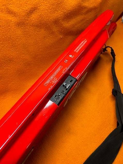 Strumenti musicali: Keytar Roland AX-1 – Usato da Signèse / Ayent venduto da Citron72 2