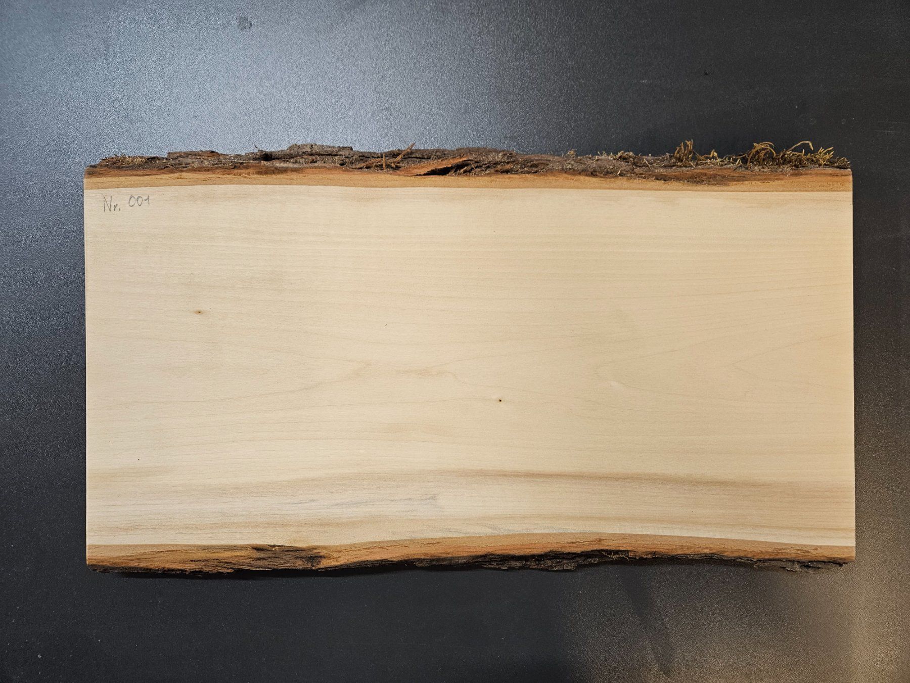Holzartikel: Linden Holz Brett – Neu (gemäss Beschreibung) aus Schangnau von Egliholzbildhauerei