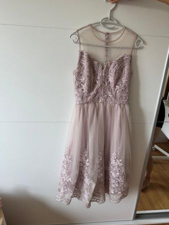Kleid Rosa Spitze Tüll Grösse S sehr guter Zustand