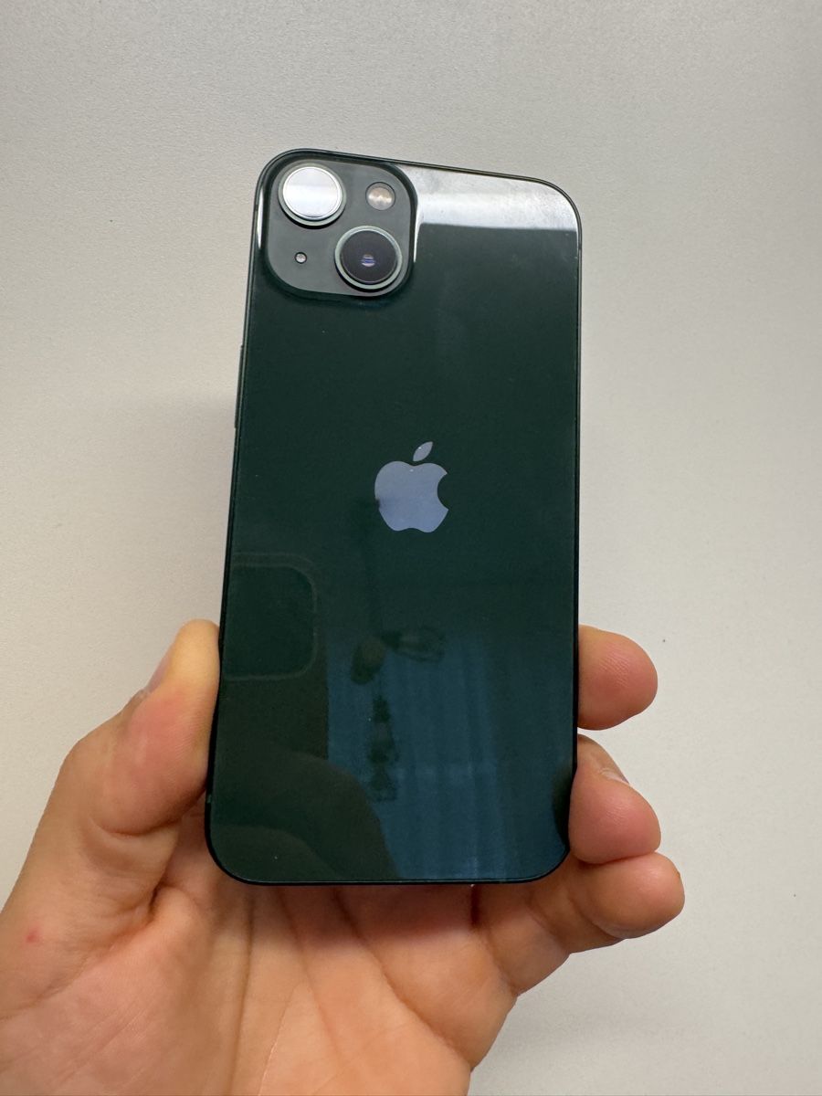 Apple Telefoni cellulari / Smartphones: iPhone 13 256 GB – Nuovo (secondo la descrizione) da Affoltern am Albis venduto da lapsko