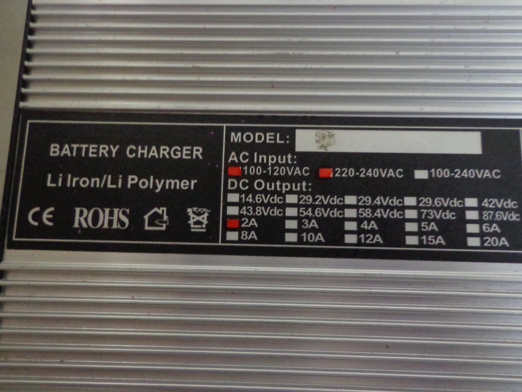 Chargements: Batterie Charger ROHS – D'occasion à Zofingen par gruempuhaendler 1