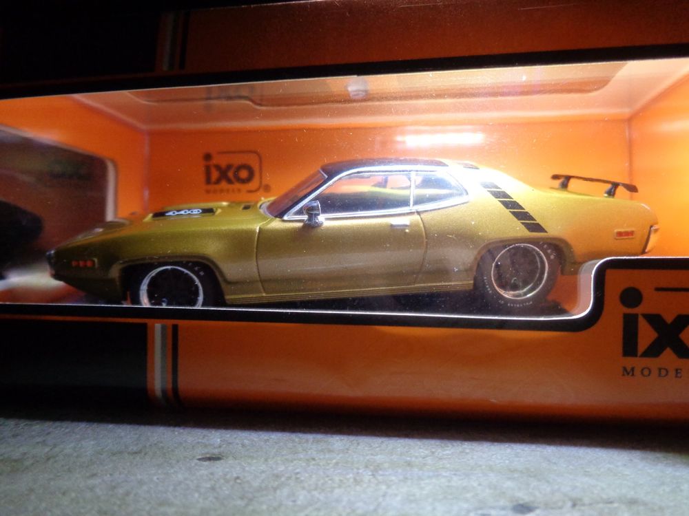 Ixo 1:43 Classic Car Plymouth GTX Runner 1971 3