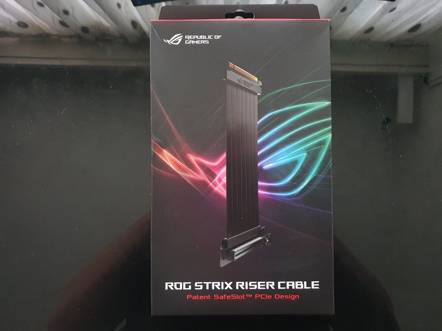 Asus Câbles: ASUS ROG Strix Riser Cable – Neuf (Voir description) à Buchs SG par Eko4444