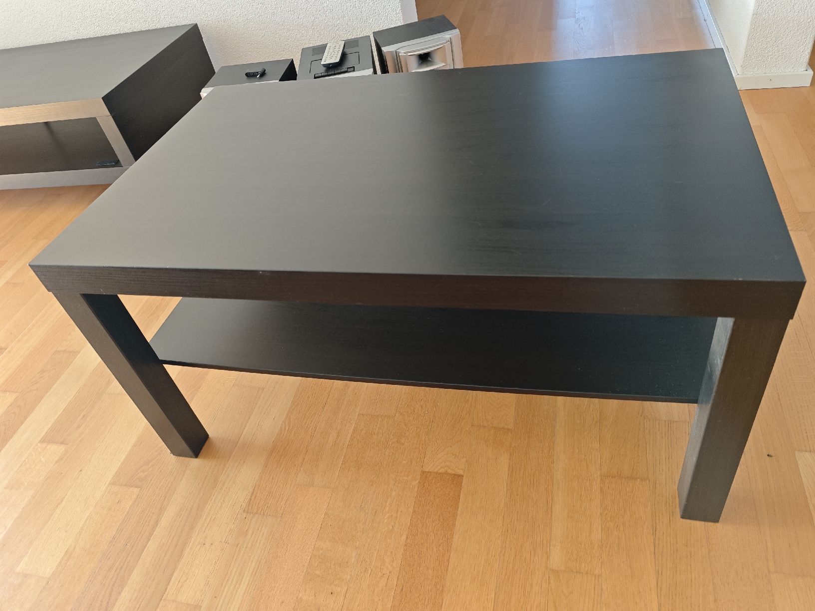 Tavoli: Ikea Couchtisch Lack Schwarz – Usato da Würenlingen venduto da E1999 1