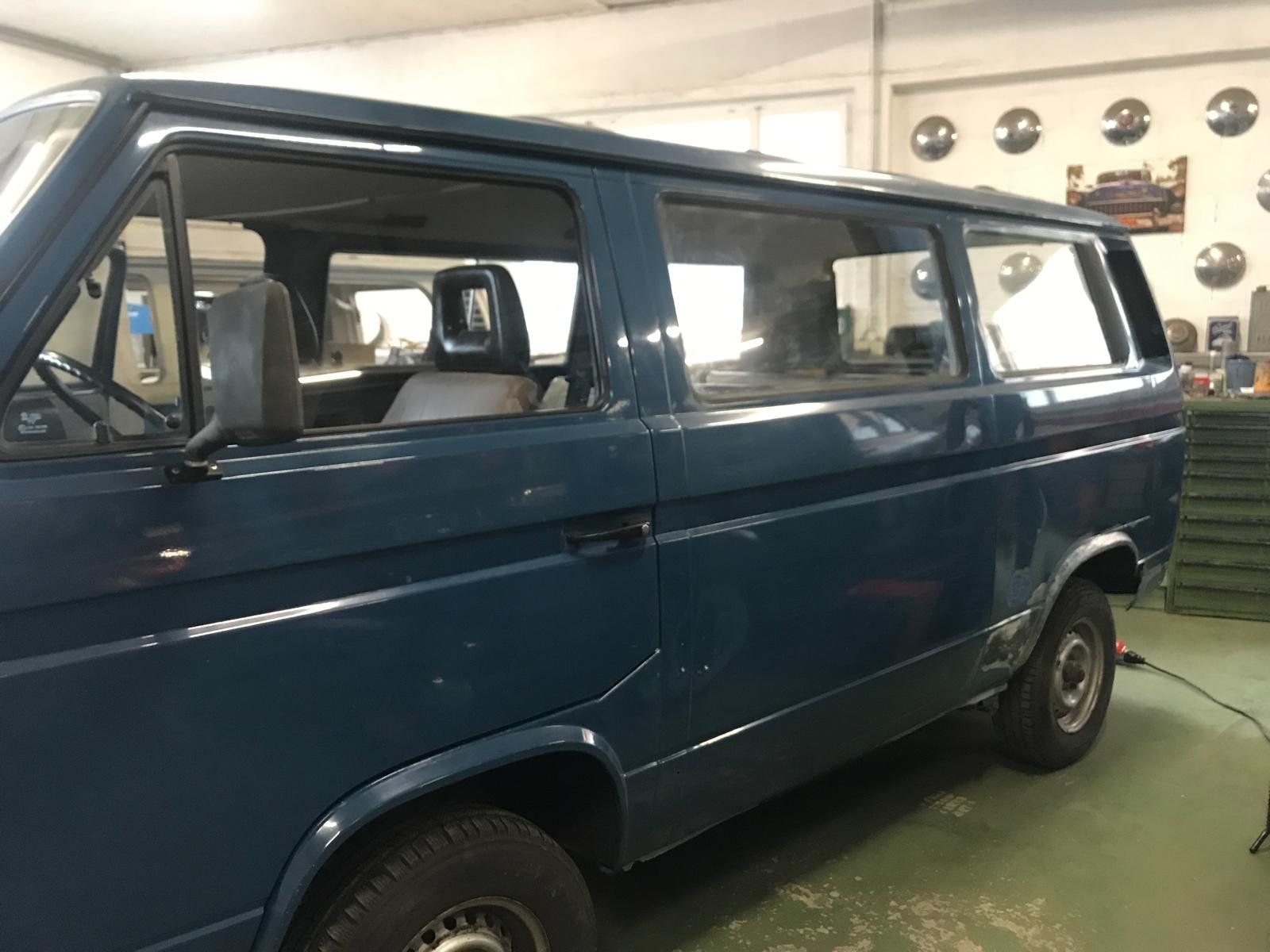 Veicoli commerciali: VW Bus T3 Caravelle – Usato da Elgg venduto da florettmann 2