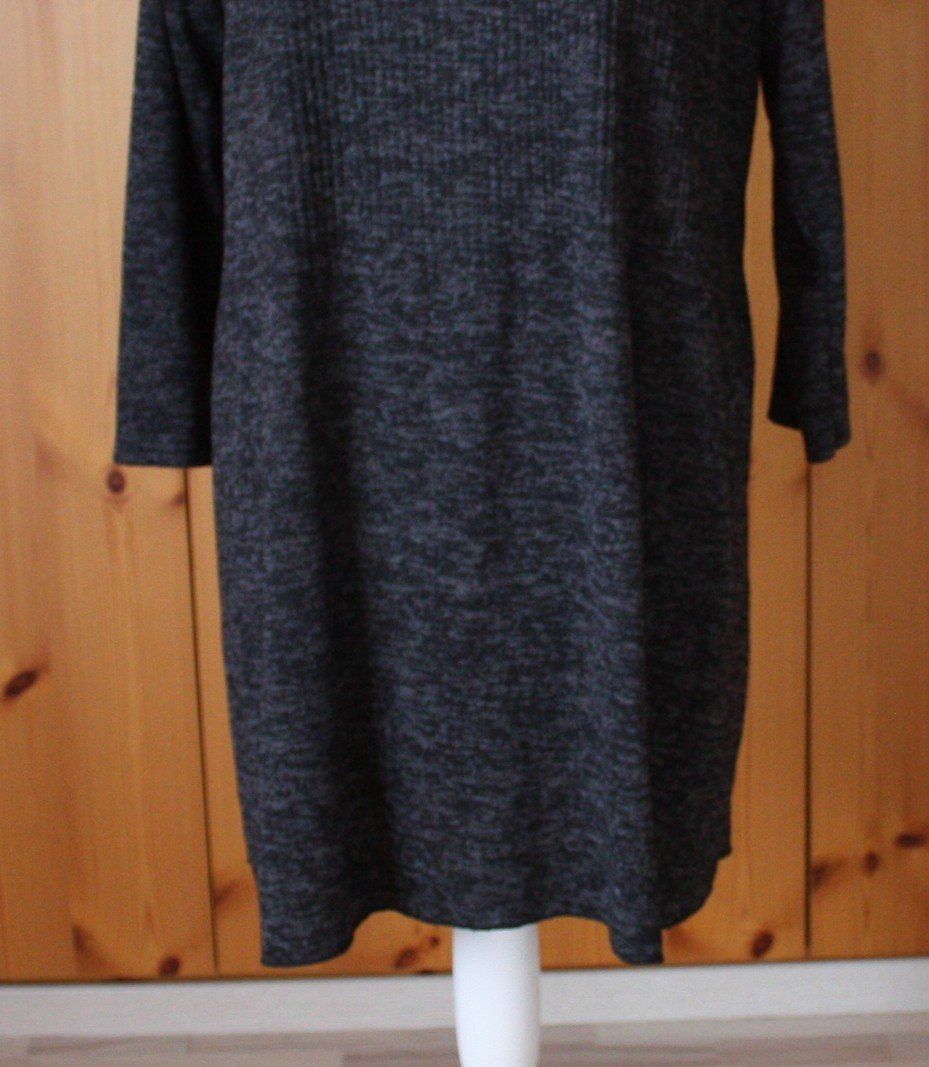 Vestiti: Kleid anthrazit  Gr. XL – Usato da Flüelen venduto da Diversicum-Curvy 2