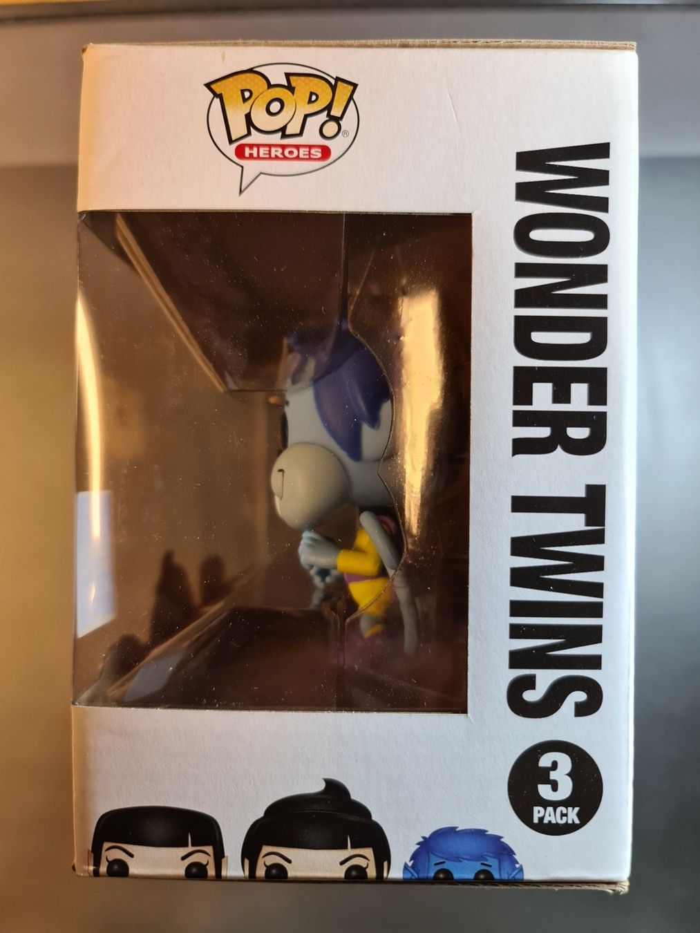 Funko Statuette: Funko Pop Wonder Twins 3 Pack 2017 Exclusive – Nuovo e nell'imballaggio originale da Elsau venduto da oli_2tdc 3
