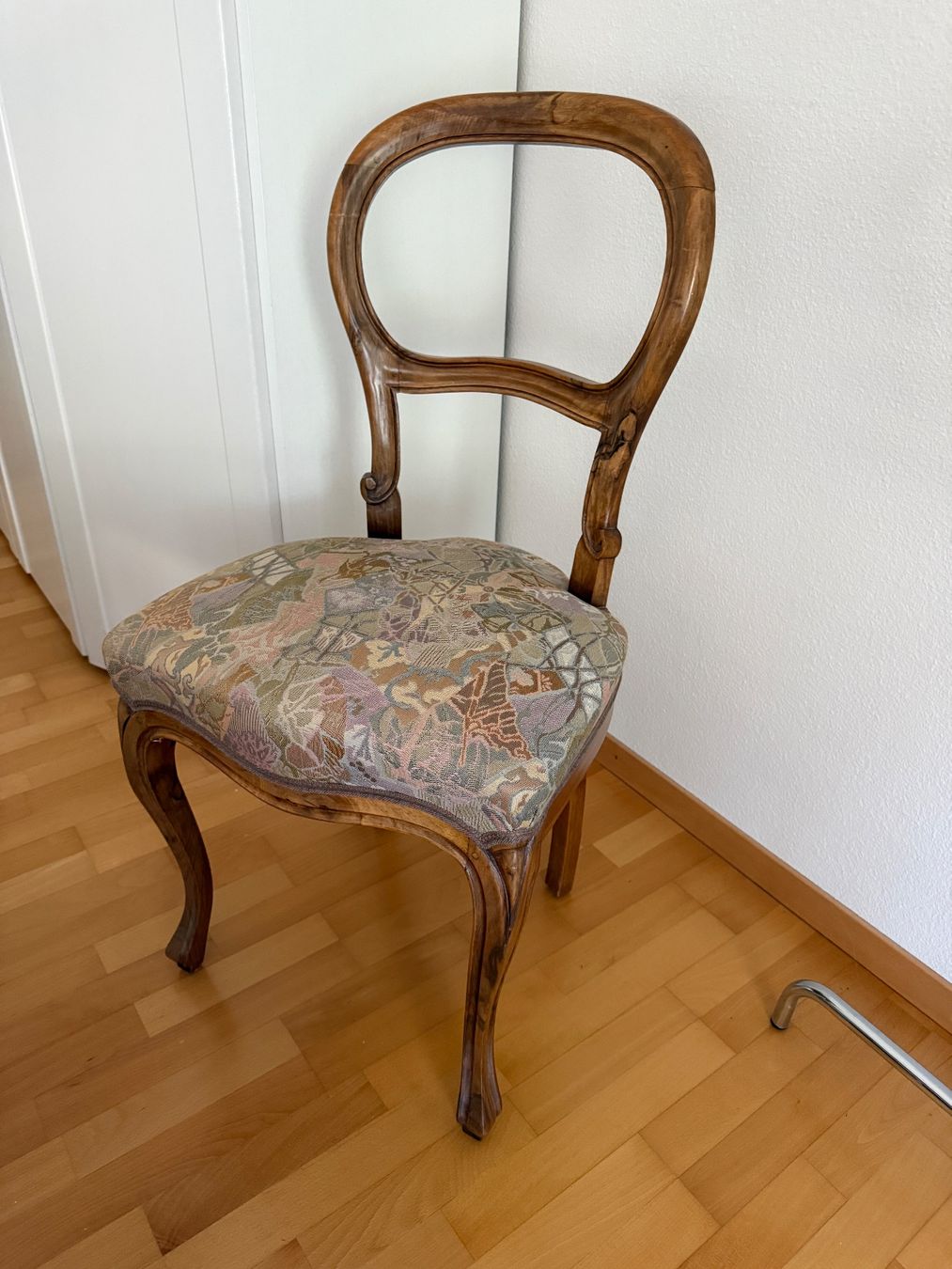 Sedie: Rokoko Louis XV Ensemble Stuhl, Hocker restauriert – Usato da Ittigen venduto da rle_j7jb