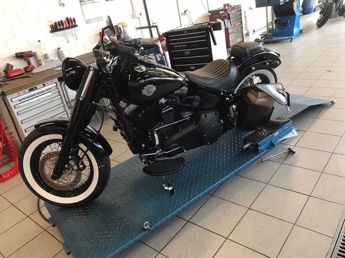 Chopper: Harley Davidson FLS 103 – Usato da Walenstadt venduto da Miscusi 2