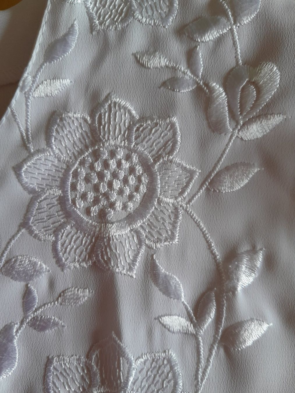 Camicette: Chemise 42 comme neuve – Usato da Charmey (Gruyère) venduto da Laulau.sansan 2