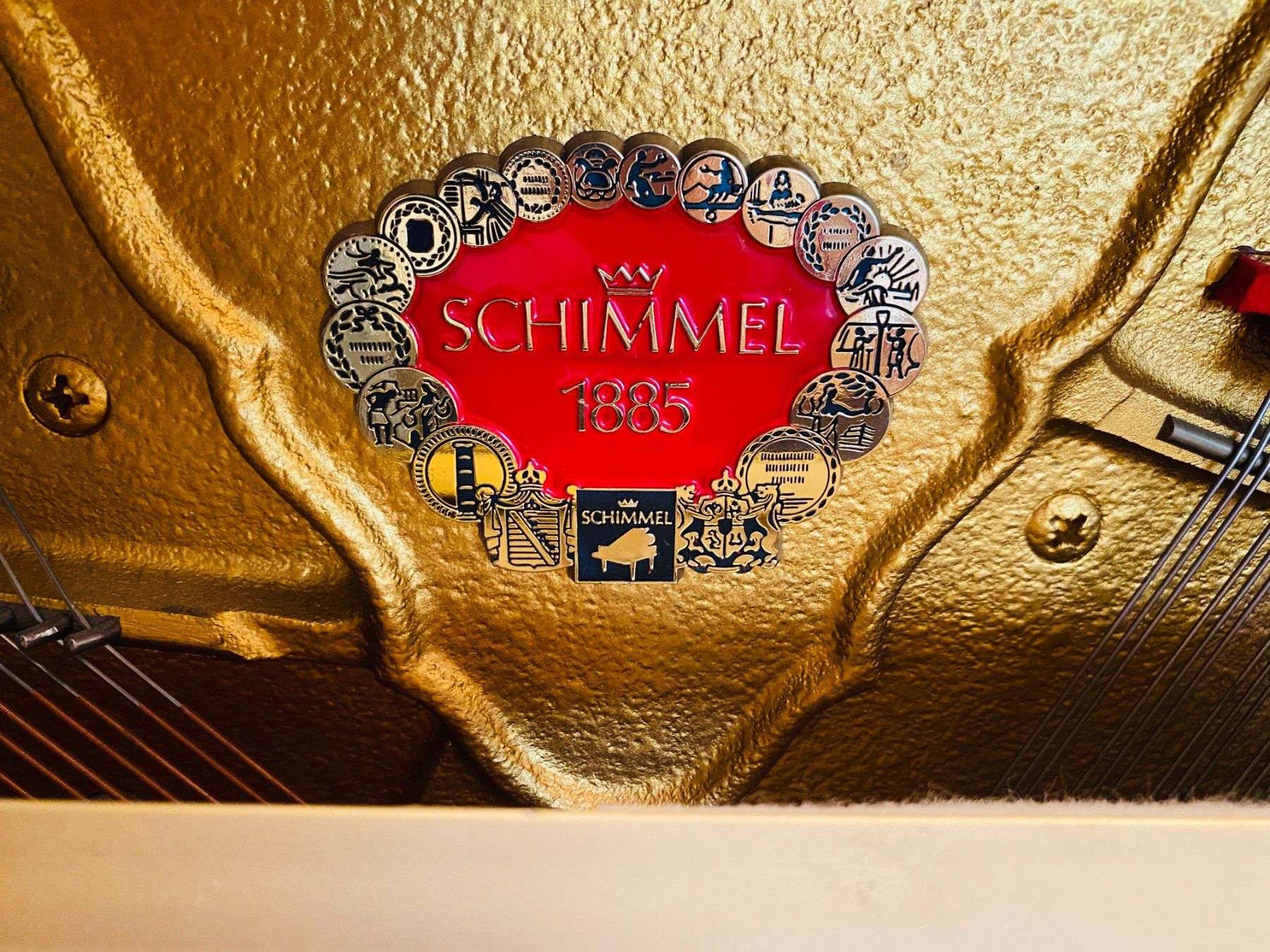 Strumenti musicali: Klavier Schimmel, Nr. 236'505 – Usato da Kestenholz venduto da happyeverafter 3