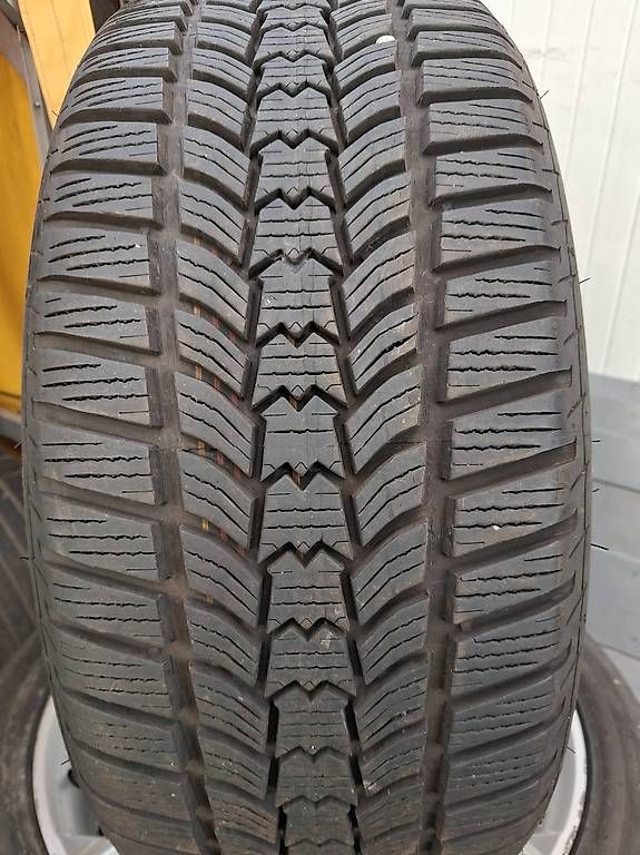 Automobili: Vendo per cambio veicolo – Usato da Gordola venduto da aut_y8ht 1