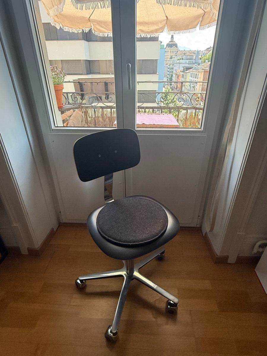 Embru Stühle: Bürostuhl Atelier 2100 - Christophe Marchand Design – Gebraucht aus Uetendorf von Pole8 3