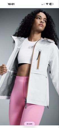 ON Loewe jacke, neu, Grösse S, weiss!
