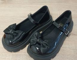 Neue, schwarze Schuhe, Größe 38, Innensohlenlänge 24cm