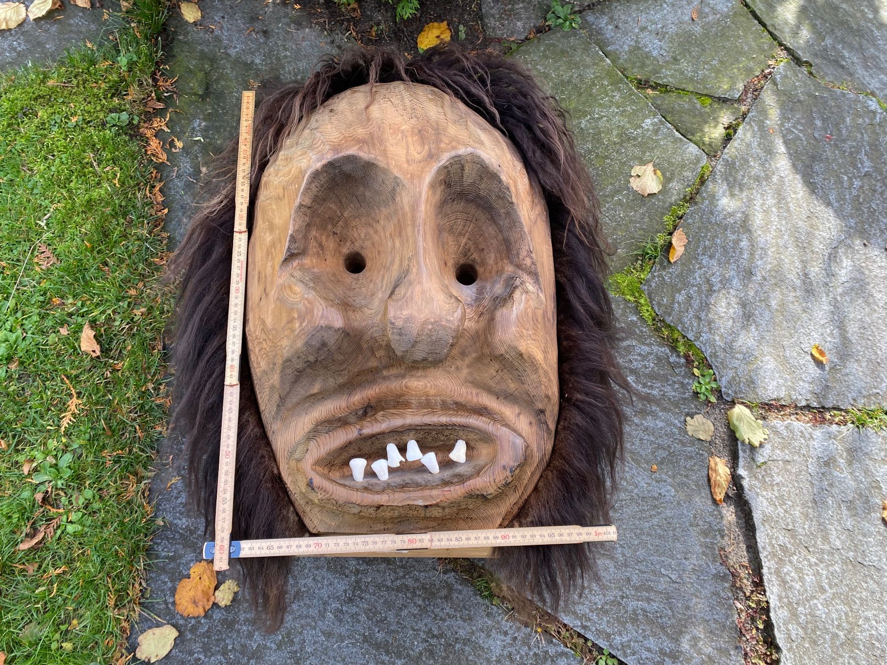 Altro in Antiquarato & Arte: wunderschöne riesige Walliser Holzmaske – Usato da Feldbach venduto da Olive1 9