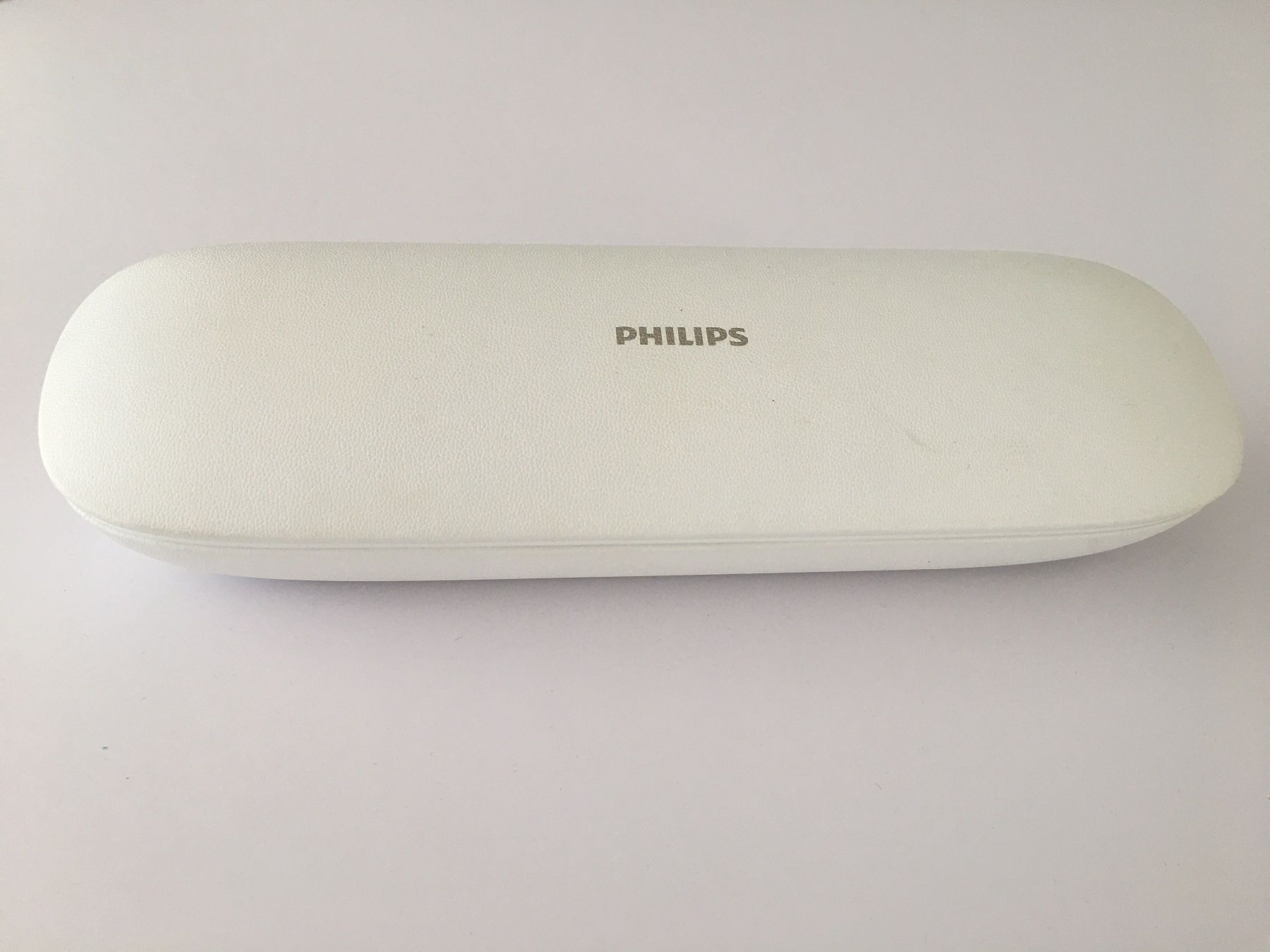 Philips Chargements: Philips Sonicare Premium Lade-Etui USB-Anschluss Lederoptik – Neuf (Voir description) à Suhr par mar_6lb7