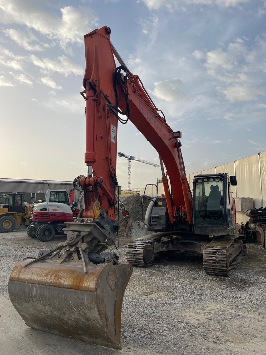 Hitachi Escavatori: Hitachi 225 zaxis – Difettoso da Buttwil venduto da sae_66w8 1