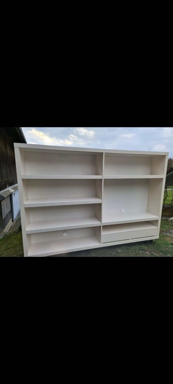 Scaffali: Wohnzimmerregal TV Möbel – Usato da Niederlenz venduto da DaveDasWahnsinn