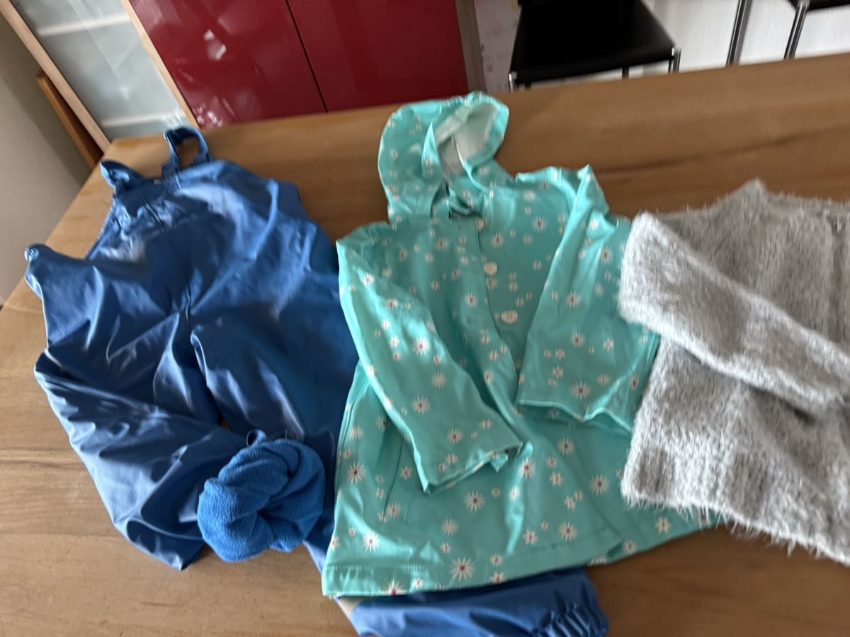 Lotti & Set di vestiti: Mädchen Kleiderpaket, Grösse 122 – Usato da Lyssach venduto da tom1981 4