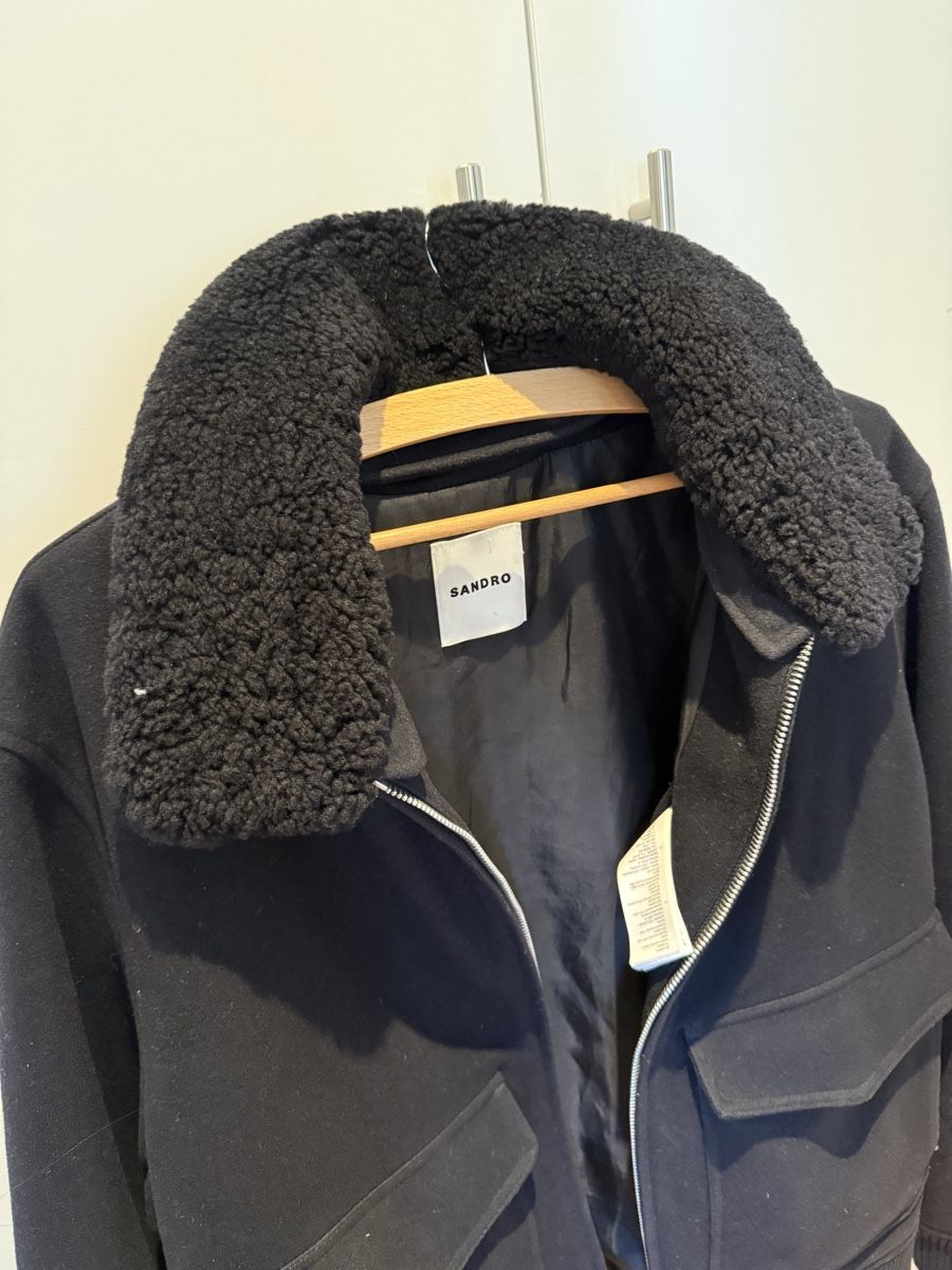 Sandro Giacche: Sandro Wool Shearling Neck Jacket  – Usato da Genève venduto da SG_73 2