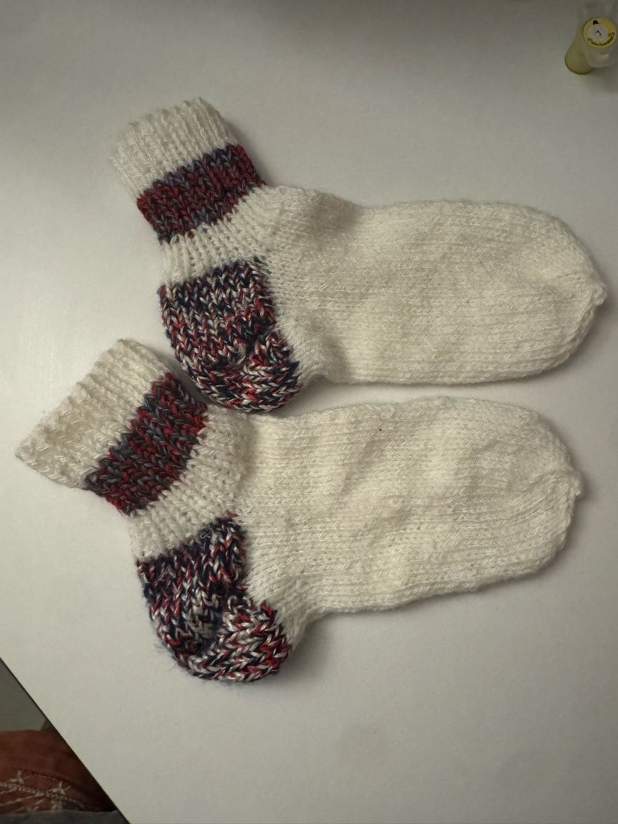 Calze: Stricksocken aus Wolle 37-39 grosse handmade – Nuovo e nell'imballaggio originale da Niederglatt ZH venduto da val_p6bt 1
