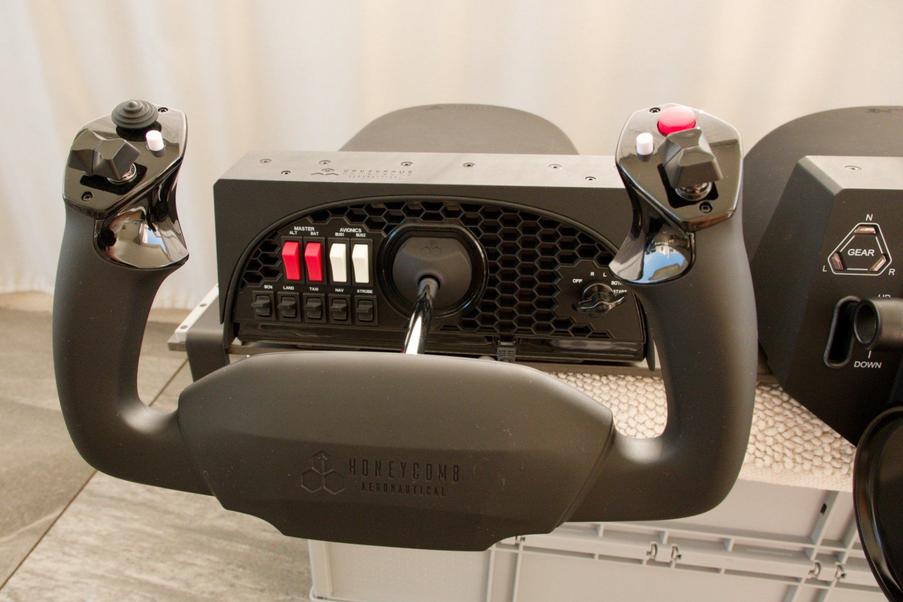 Honeycomb Manettes: Honeycomb Alpha Flight Controls + Bravo Throttle Quadrant – Neuf (Voir description) à Richterswil par Florian81 3